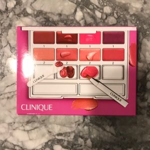 Clinique Pretty Easy Lip Palette